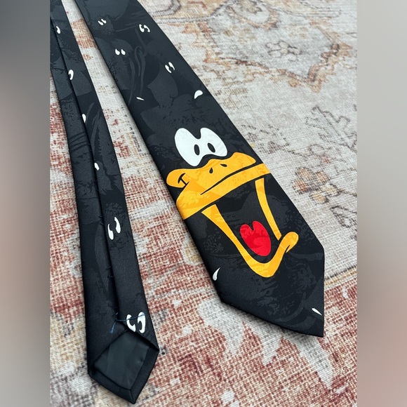 Vintage Looney Tunes Daffy Duck novelty tie - Picture 3 of 4
